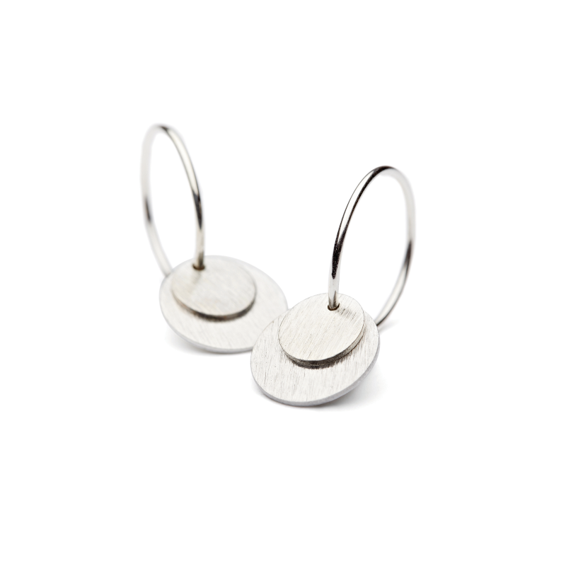 Small Coin Earrings silber von Pernille Corydon