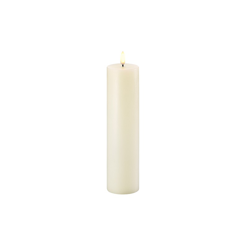 Stumpenkerze - LED Ivory 5.8 x 22 von Uyuni