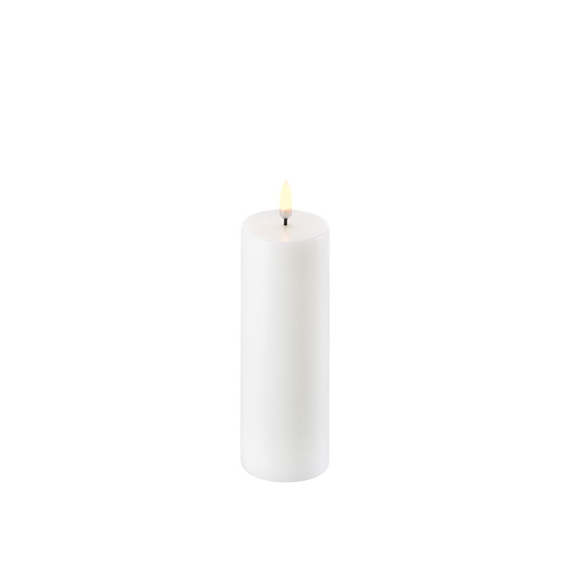 Stumpenkerze - LED Nordic White 5.8 x 15.2 von Uyuni