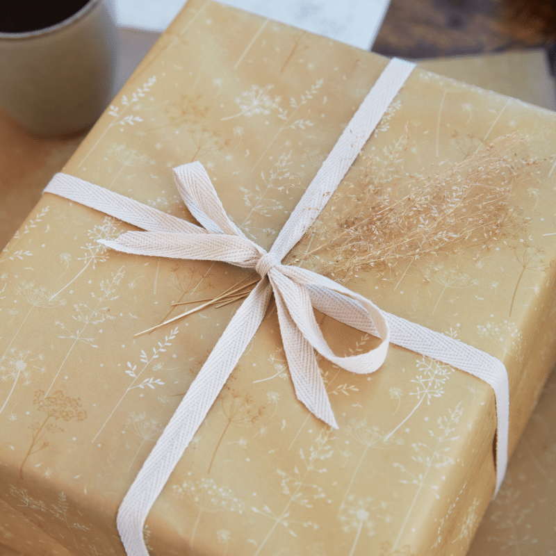 Geschenkband – Baumwolle ash kit von Ib Laursen