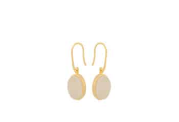 Haze Earrings - White Druzy oval gold von Pernille Corydon
